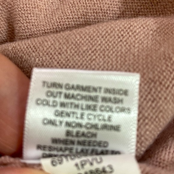 One World champagne ruffle sweater - Picture 5 of 5